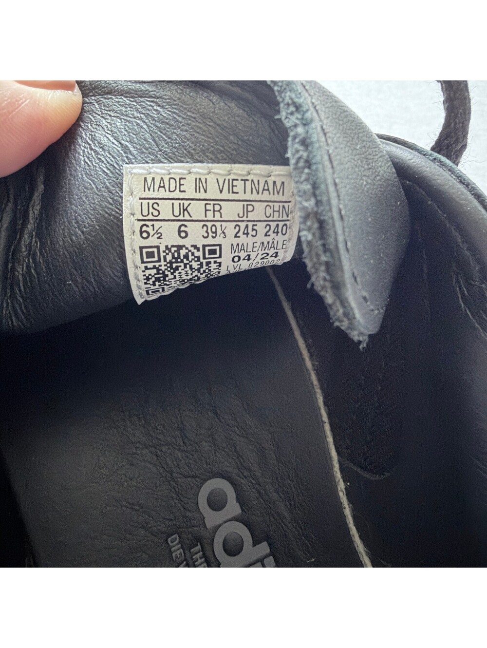Adidas Gazelle Black Leather Sneakers with Gum Sole, Size US 6.5 - Picture 6 of 6